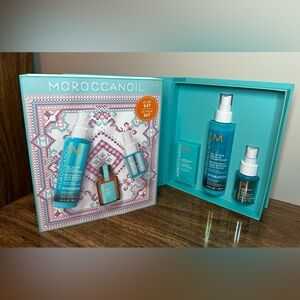 MOROCCANOIL HOLIDAY HAIR GIFT SET